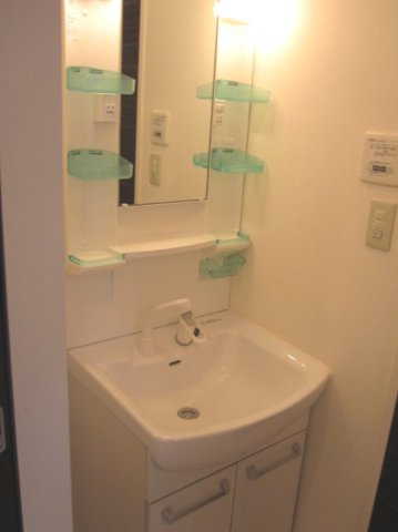 ノーチェ湘南の洗面所