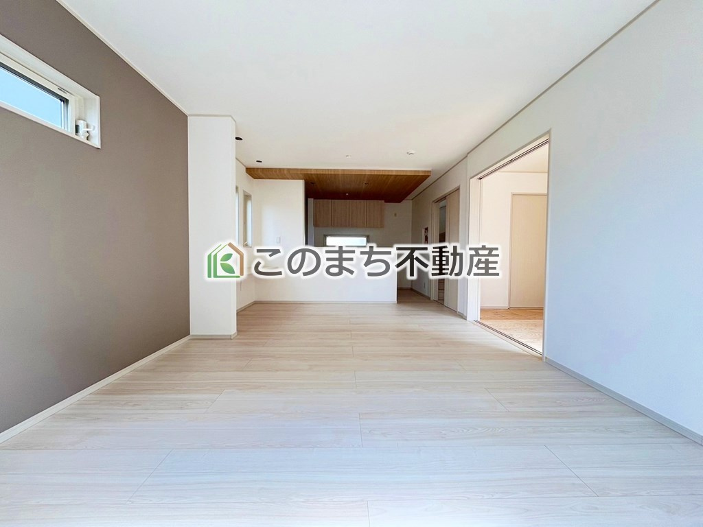 いろどりアイタウン小山市神鳥谷25-P1の居間・リビング|同社施工例写真