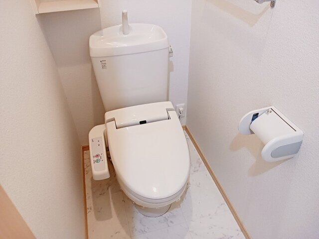ウエスト　マロン・ＮＫのトイレ|シンプルで使いやすいトイレです