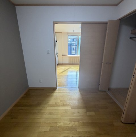 アートヒルズの洋室|広々とした洋室です