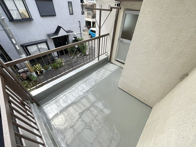 美原区大饗貸家のバルコニー