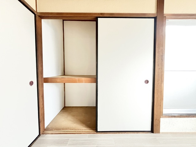 美原区大饗貸家の収納