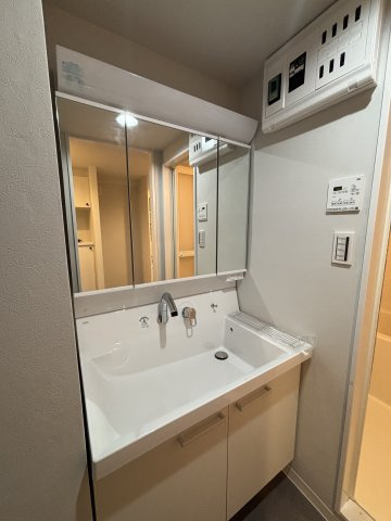 KDXレジデンス八王子横山の洗面所