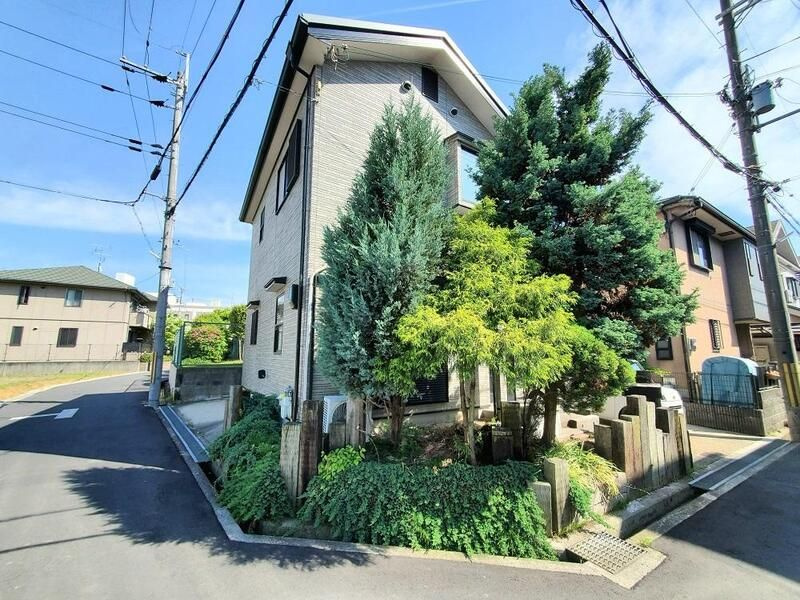 長尾元町戸建貸家のエントランス