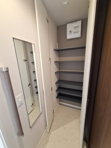 ドルフ東武練馬の玄関