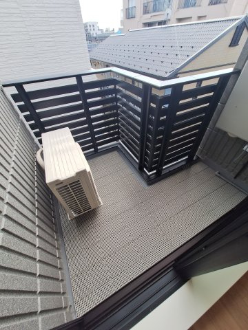 ドルフ東武練馬のバルコニー