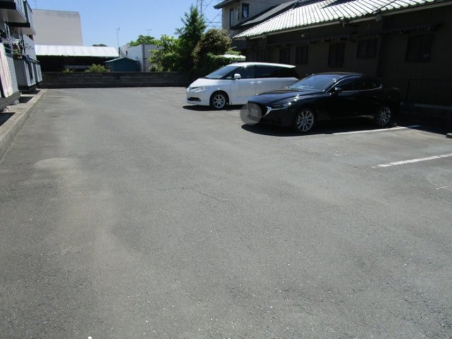 プレミール　ソシアBの駐車場