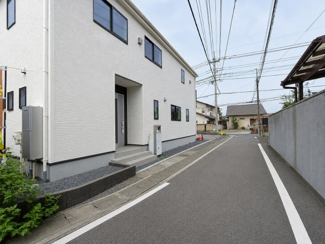 リナージュ高崎上並榎町1期新築の前面道路含む現地写真|現地撮影