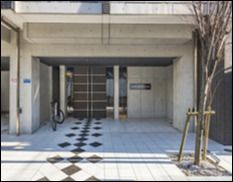 墨田区文花２丁目の賃貸マンションのエントランス