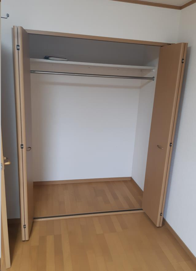 ネオメゾン小山A棟の収納