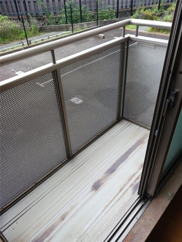 ネオメゾン小山A棟のバルコニー