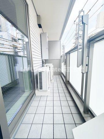 ボヌールのバルコニー