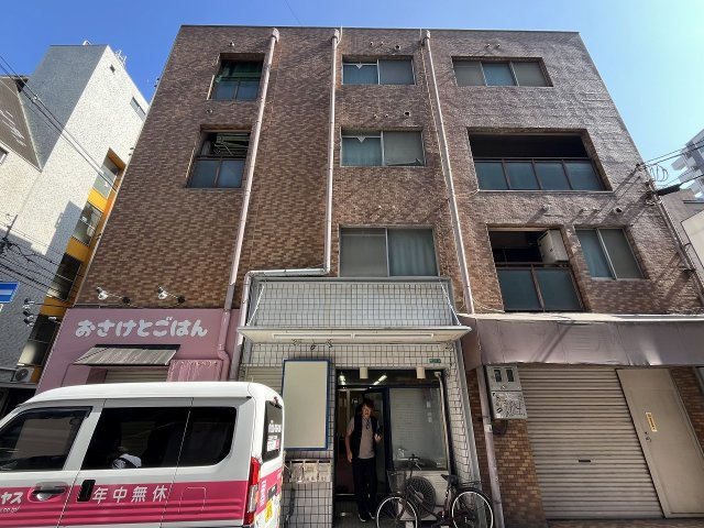 大阪市浪速区難波中１丁目の店舗事務所