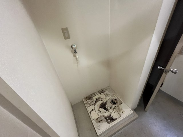 大阪市浪速区難波中１丁目の店舗事務所の内装