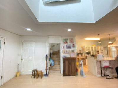 【居間・リビング】 | 北茨城市中郷町粟野　リビング吹き抜け　3LDK　