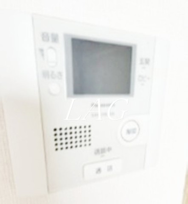 【セキュリティ】 | ソルビオス椎名町 | モニター付きインターホンです。
