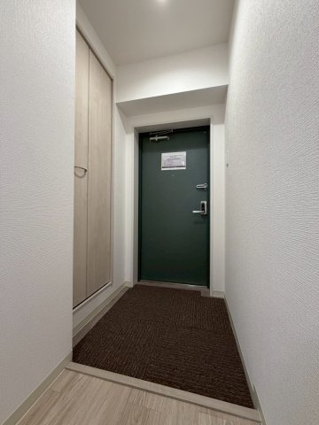 朝日プラザ宮の森の玄関