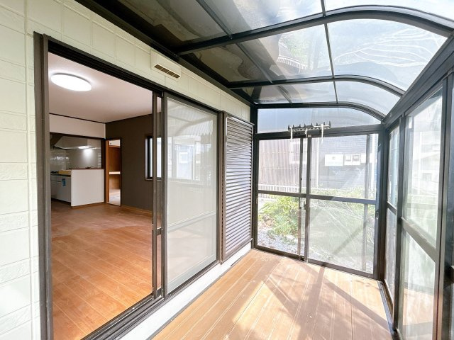 常陸太田市松栄町　中古戸建のその他|【リフォーム完了〔サンルーム〕】　リビングにつながるサンルームがあります。