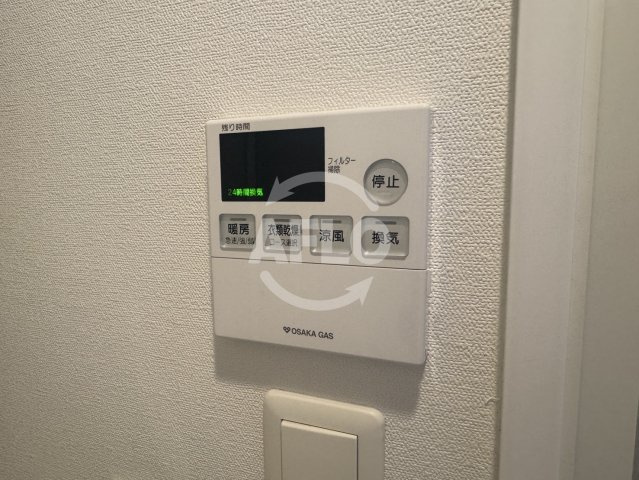 エムレジデンス新大阪ガーデンの洗面所|S-RESIDENCE新大阪Garden　浴室乾燥機