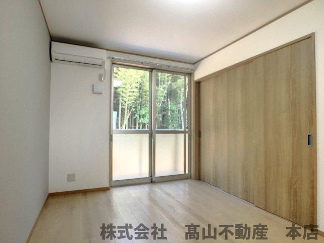 宗像市名残のアパートの居間・リビング