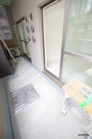 ローランズ（LOWLANDS）西天満　仲介手数料無料のバルコニー