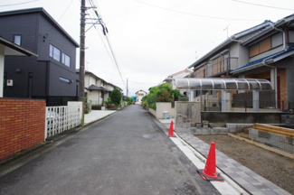 【前面道路含む現地写真】 | 【仲介手数料無料！！】八王子市北野台2丁目　新築戸建て（全1棟）1号棟　5698万円