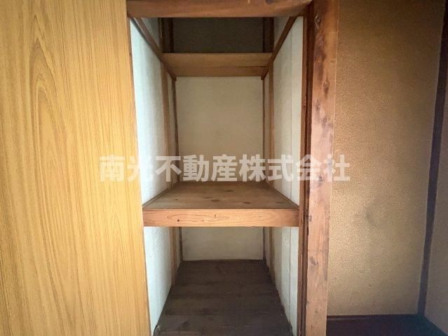 菱屋西１丁目２２借家の収納