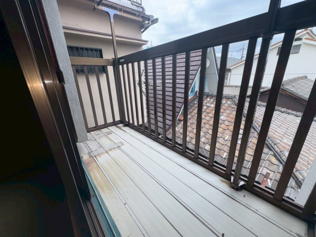 菱屋西１丁目２２借家のバルコニー