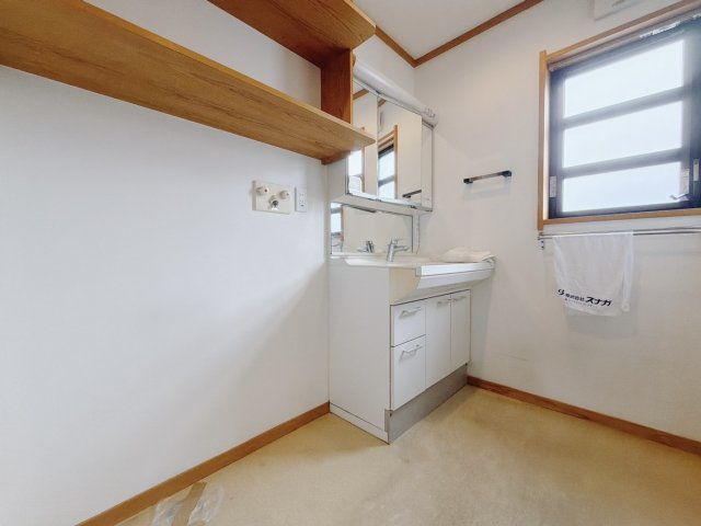 【中古戸建】太田市新田大根町の独立洗面台|■
