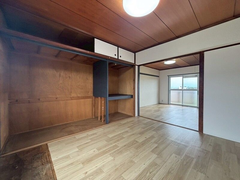 大津ヶ丘団地2号棟 2の収納|専用の収納スペースです