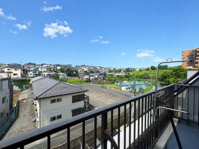 【展望】 | エスペランサ中山　新規リノベーション物件/中山駅徒歩14分/駅まで平坦 | ◆日当たり良好なバルコニー！毎日のお洗濯にも嬉しいですね！