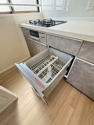 トーカンキャステール山本通りのキッチン|【食器洗い乾燥機】食後の片付けをサポートする便利な設備