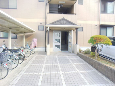 【エントランス】 | ロイヤル南流山 | エントランス