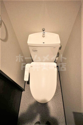 【トイレ】 | レオンヴァリエ大阪ベイシティ | シンプルで使いやすいトイレです
