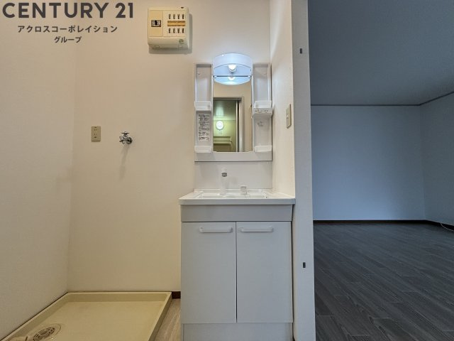 室内洗濯機置き場付きで便利！
