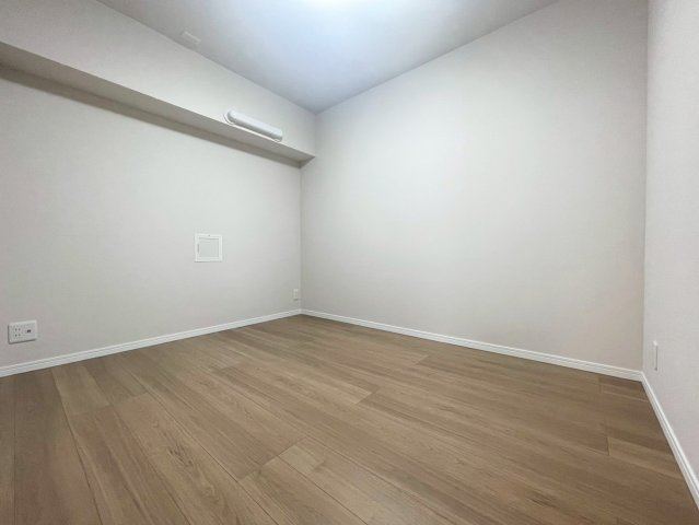 日興千里丘スカイマンションB棟の洋室|ゆったりした洋室です