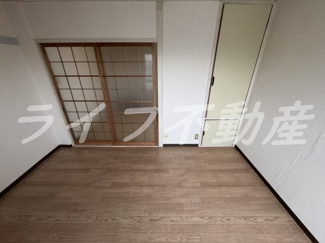 メゾンホワイティの内装|明るい室内です