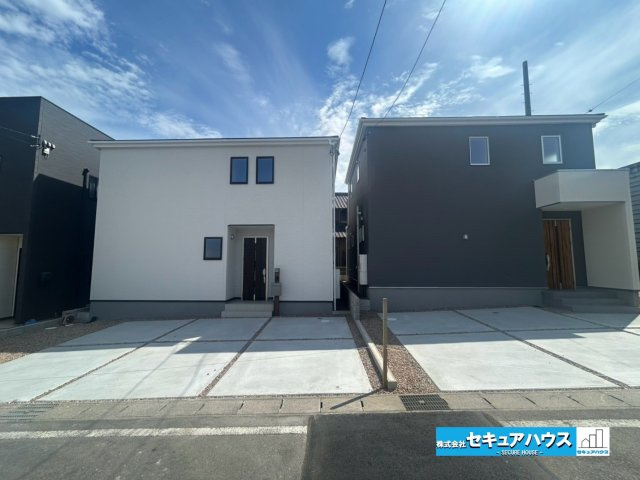 【本日ご案内可能】大府市吉川町　全2棟の外観|事前予約にて現地ご見学いただけます！お気軽にお問い合わせください♪
■株式会社　セキュアハウス　豊明支店■
住宅ローンに強く、知識、経験豊富なスタッフ在籍
お客様に寄り添い、ご成約後もサポート致します
