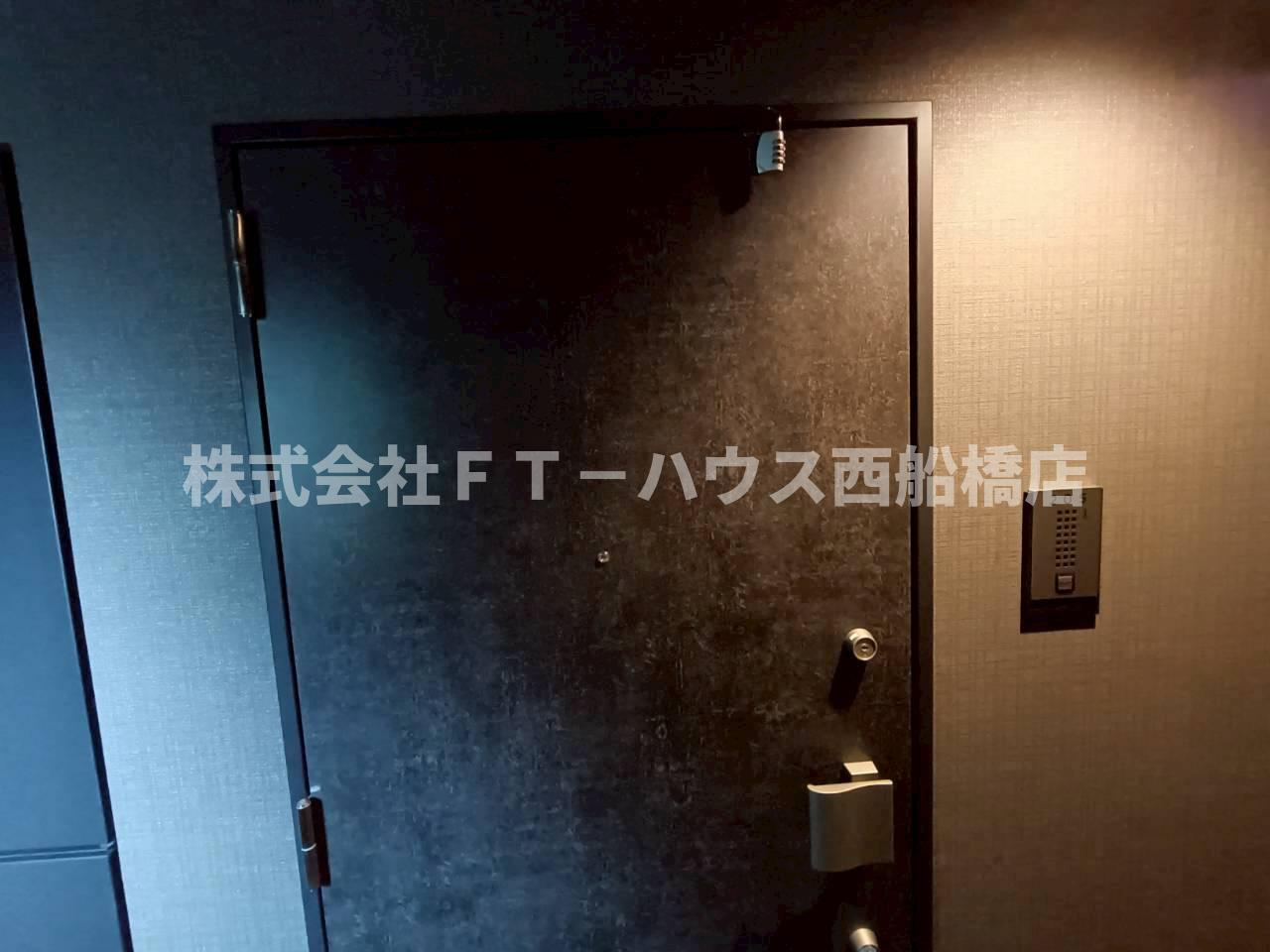 Ａｌｉｖｉｓ本八幡の玄関