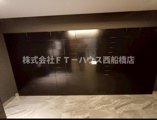 Ａｌｉｖｉｓ本八幡のエントランス