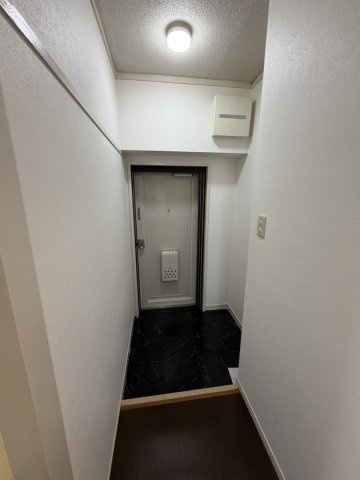 住吉台住宅の玄関