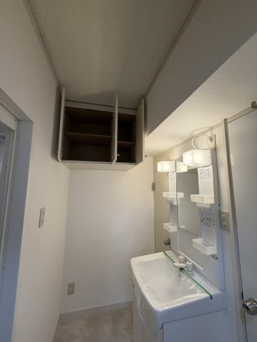 住吉台住宅の洗面所