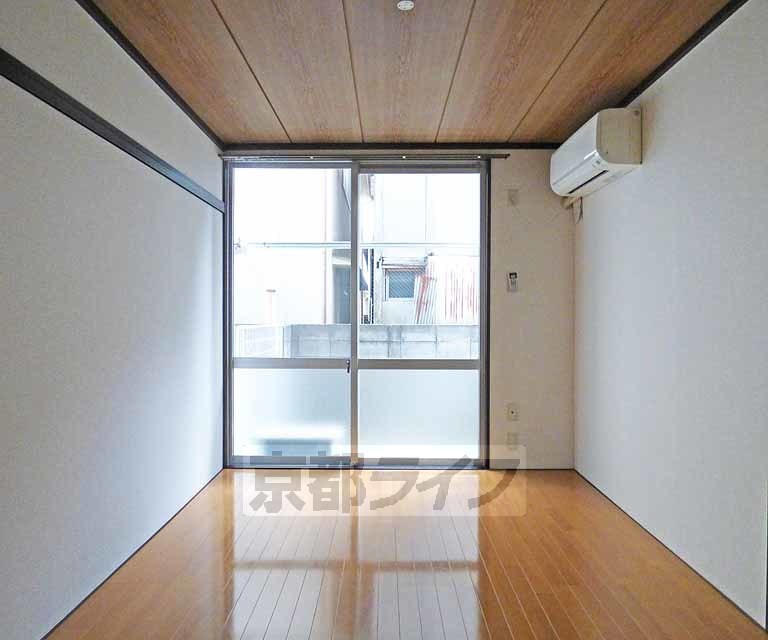 室町グリーンサイドの居間・リビング