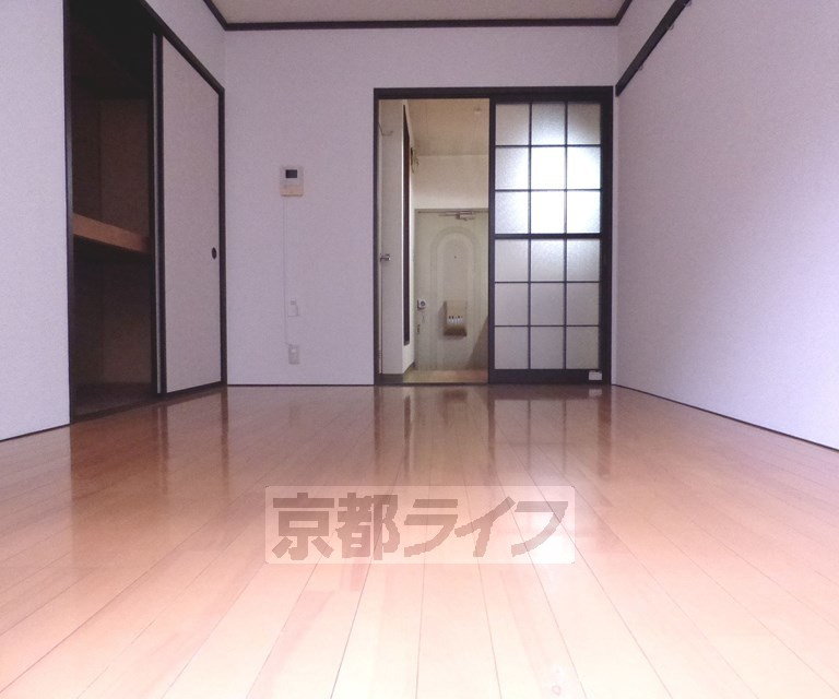 室町グリーンサイドの居間・リビング