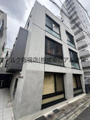 ＦＡＲＥ西新宿Ｖ（ファーレ）