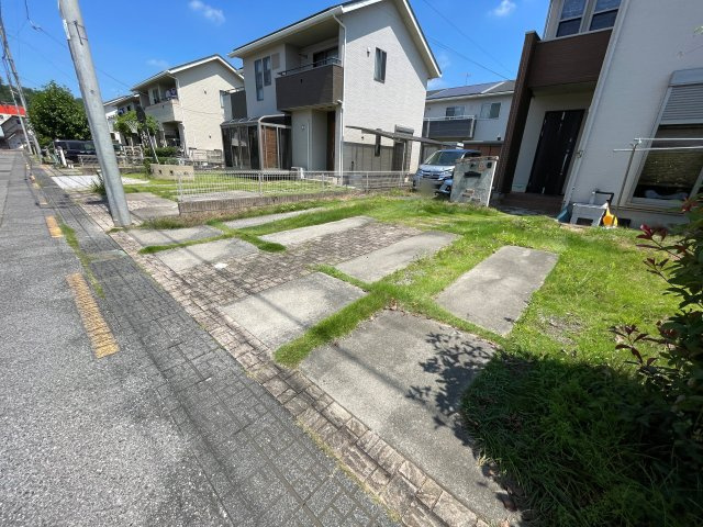 中古戸建・中古住宅　足利市毛野新町3丁目　毛野小学校・毛野中学校の駐車場