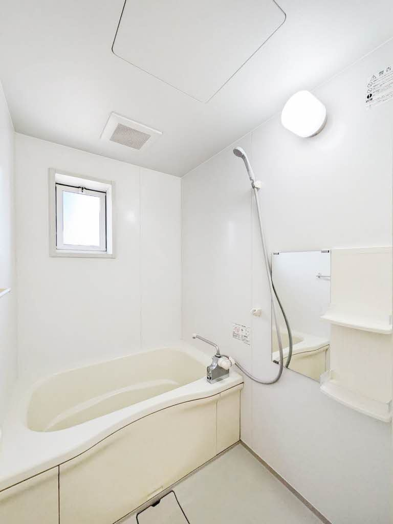 ヒルビレッジ　Bの浴室|※同タイプの部屋写真です