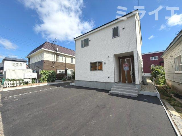 【新築戸建】札幌市東区北51条東2丁目2棟の外観|【仲介手数料無料】【価格相談可能】です。