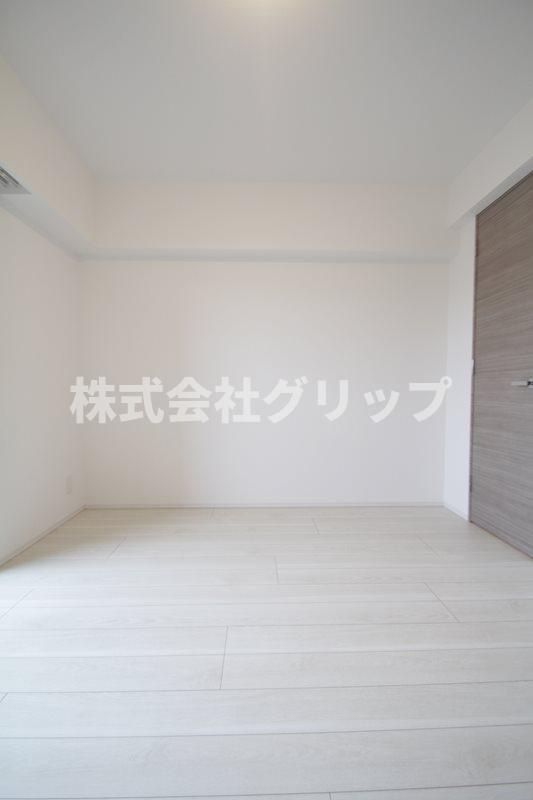 グランリーヴェル横濱南ADELEの洋室