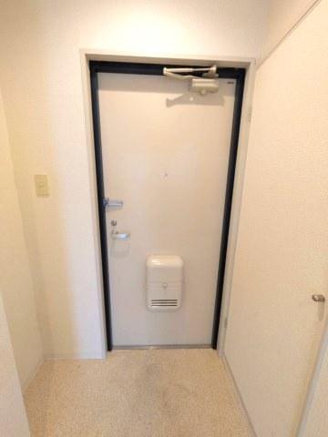 アリスト北昭和の玄関|シンプルで使いやすい玄関です